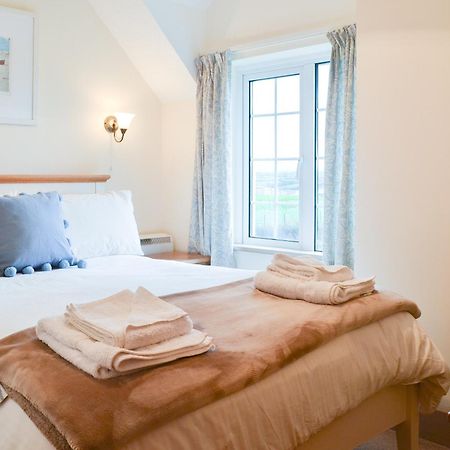 St Cadoc Cottage Сент-Меррин Экстерьер фото